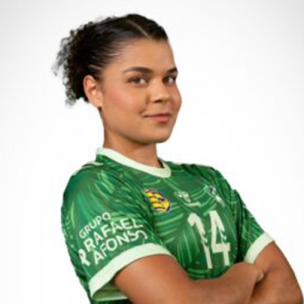 Maria Victoria de Oliveira