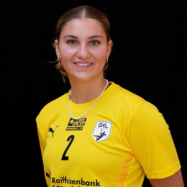 Naomi  Provin